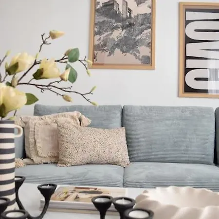 Cozy Complex - The Urban Retreat *