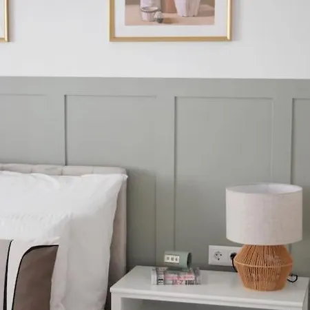 Cozy Complex - The Urban Retreat Apartment